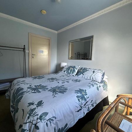 Melville House Bed And Breakfast Лисмор Экстерьер фото