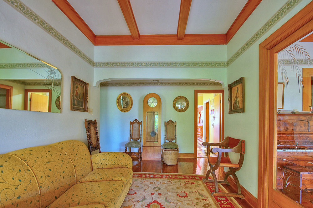 Melville House Bed And Breakfast Лисмор Экстерьер фото