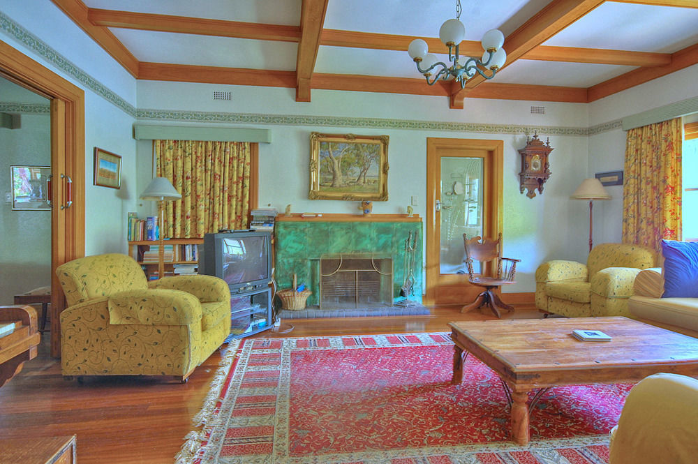 Melville House Bed And Breakfast Лисмор Экстерьер фото