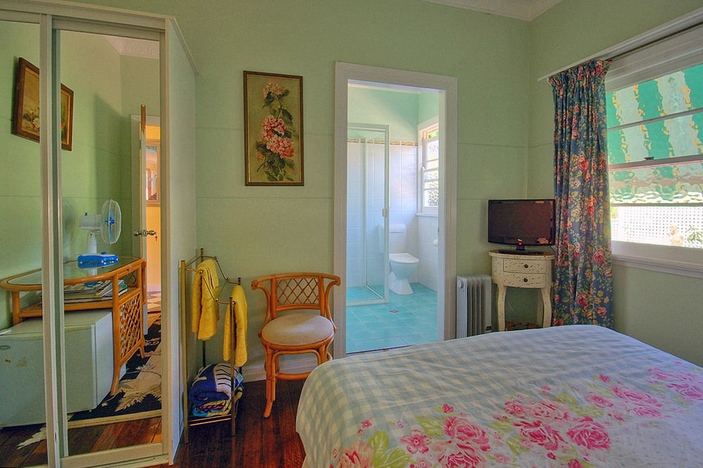 Melville House Bed And Breakfast Лисмор Экстерьер фото