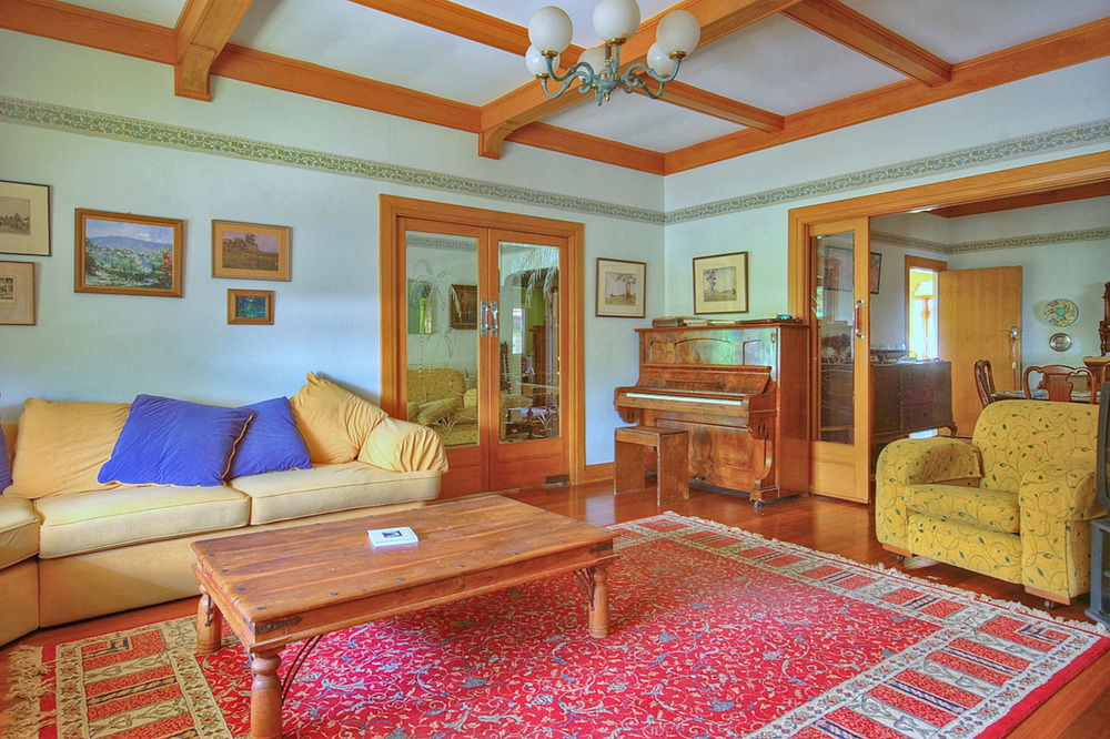 Melville House Bed And Breakfast Лисмор Экстерьер фото