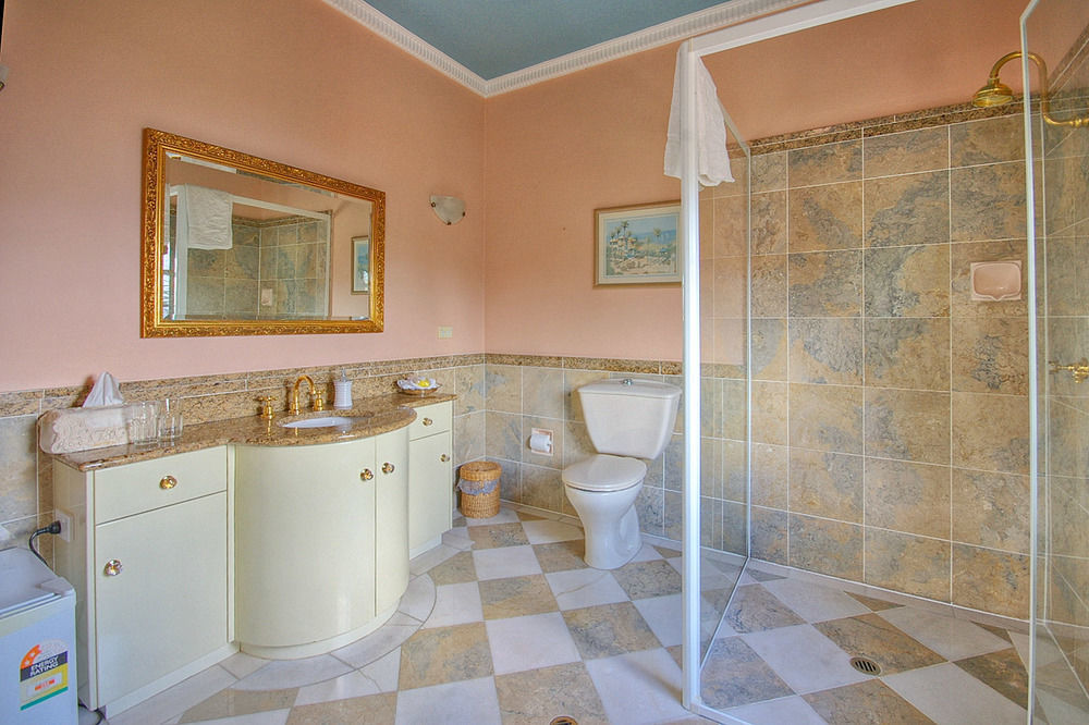 Melville House Bed And Breakfast Лисмор Экстерьер фото