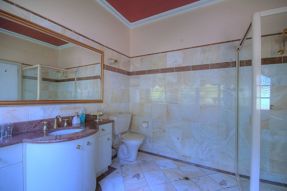 Melville House Bed And Breakfast Лисмор Экстерьер фото