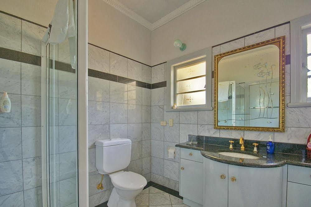 Melville House Bed And Breakfast Лисмор Экстерьер фото