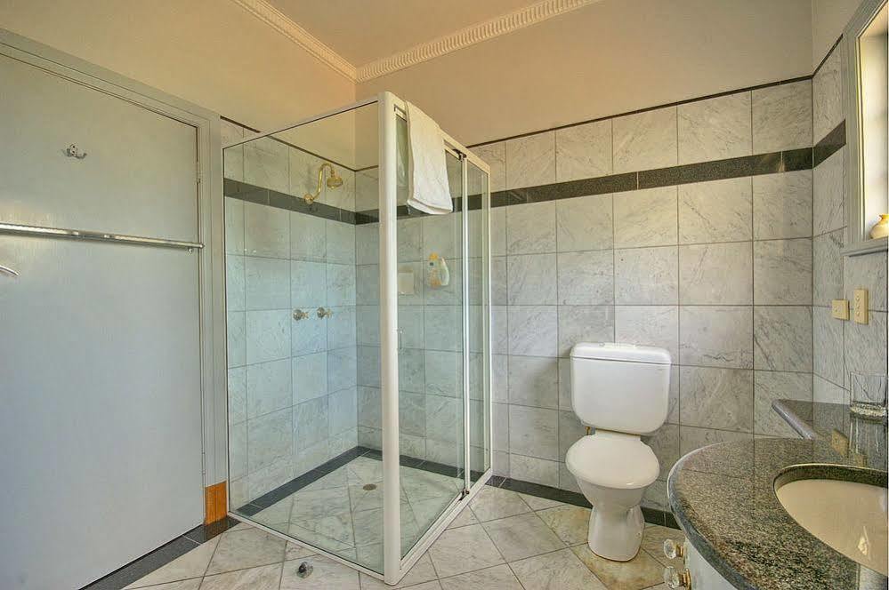 Melville House Bed And Breakfast Лисмор Экстерьер фото